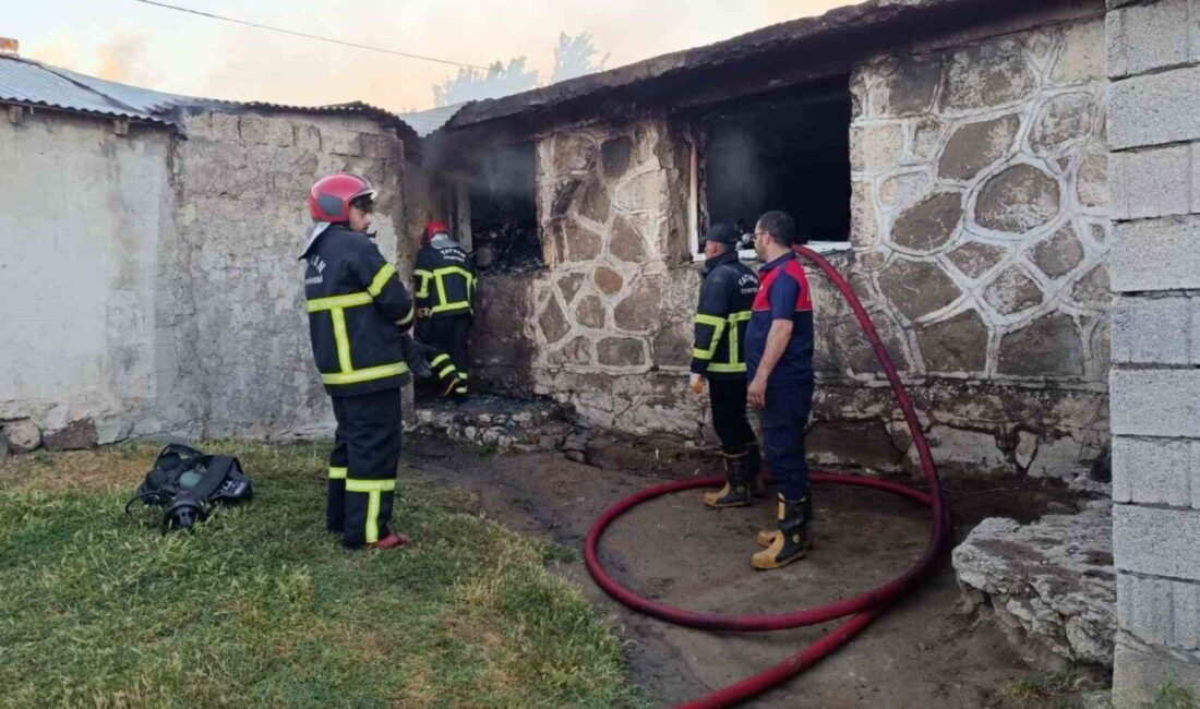 Sarıkum Köyü’nde meydana gelen yangında, 22 kişilik bir aile son