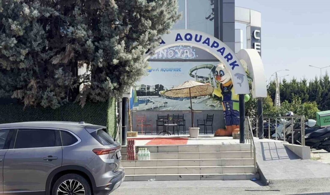 Bursa merkezinde bulunan bir aquaparkta, 16 yaşındaki bir temizlik görevlisi,