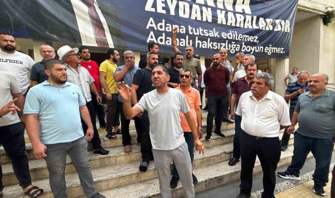 Adana’da bir yaşlı kadın, Adana Büyükşehir Belediyesi Ulaşım Koordinasyon Merkezi