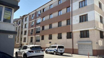 Eskişehir’de, vizyon belirten bir bina olan 77 yaşındaki bir adamın