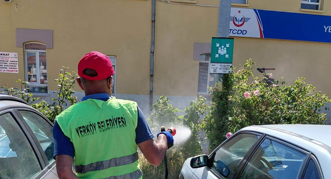 Yerköy Belediyesi, ilçe genelindeki yeşil dokuyu korumak ve ağaçların sağlıklı