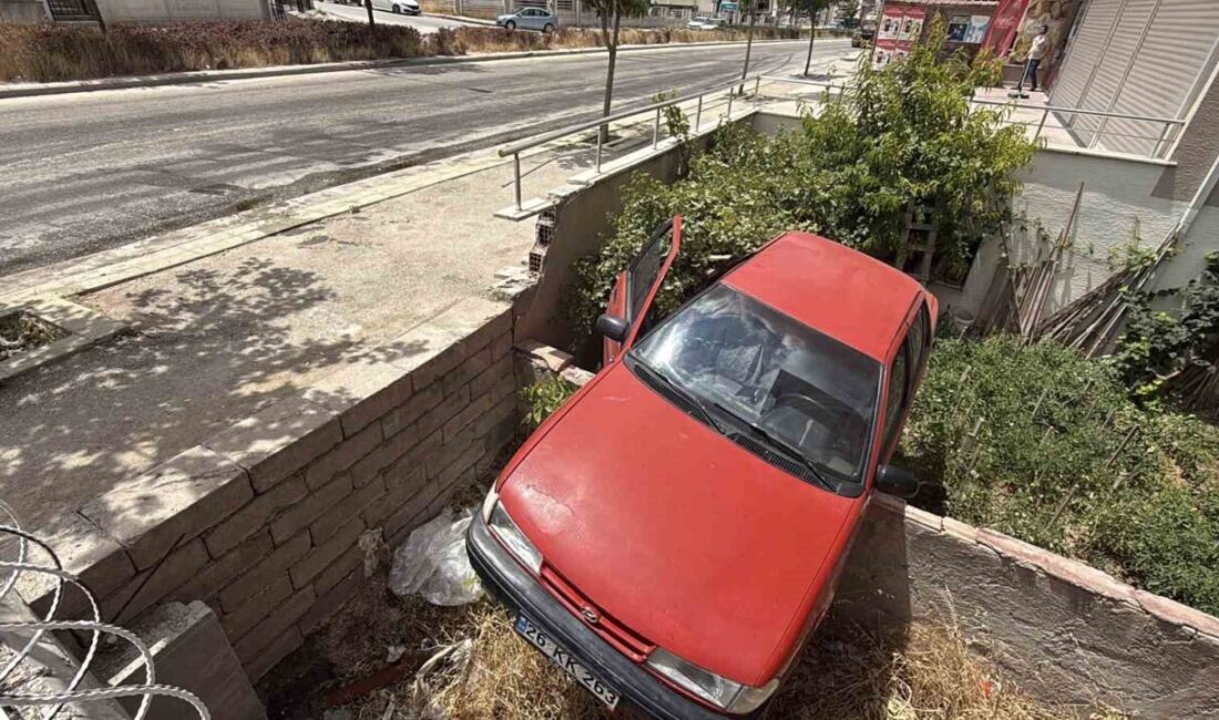 Eskişehir’de meydana gelen olayda, zeytinyağı dökülmesi sonucu kayganlaşan yolda kontrolü