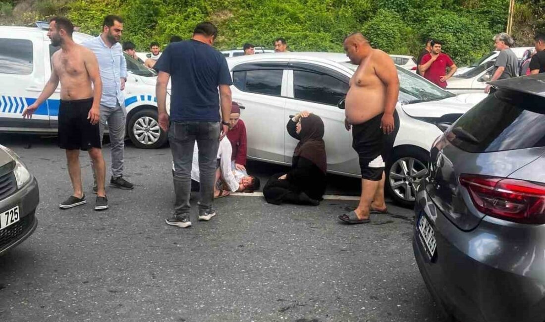 Ereğli ilçesinde meydana gelen trafik kazasında bir baba ile oğlunun