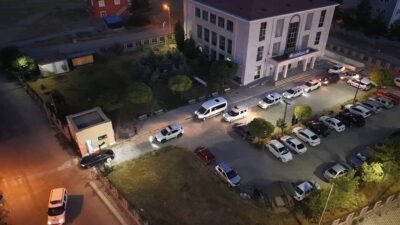 Yozgat’ın Sarıkaya ilçesinde gerçekleştirilen asayiş uygulamasında toplamda 424 kişi sorgulandı.