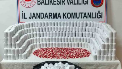 Balıkesir’de gerçekleştirilen narkotik operasyonunda, uyuşturucu ticareti yaptığı tespit edilen bir