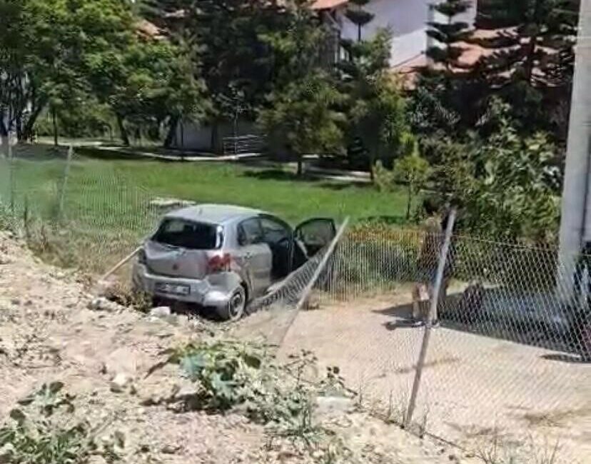 Mersin’in Erdemli ilçesinde meydana gelen zincirleme kaza, üç aracın karıştığı