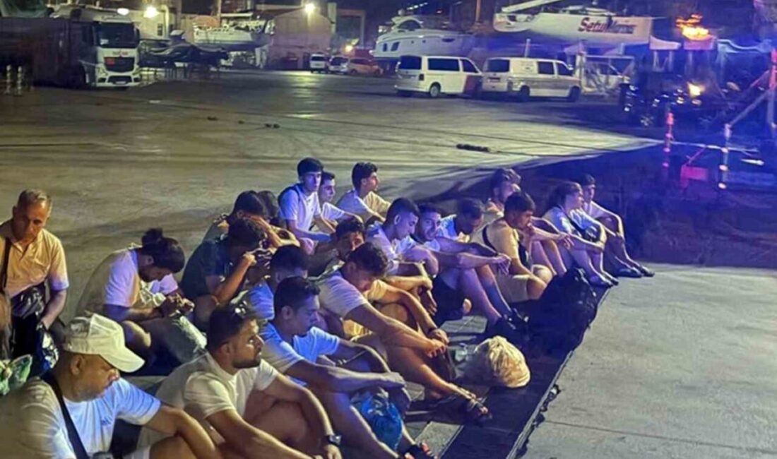 Muğla’nın Marmaris ilçesinde, Marina bölgesinde bir tekne ile kaçış planı