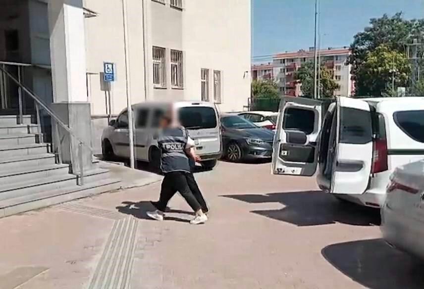 Kayseri’de polis ekiplerince gerçekleştirilen operasyonda, 28 yıl kesinleşmiş hapis cezası