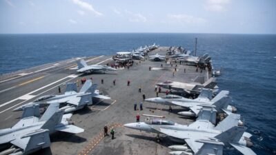 ABD Merkez Kuvvetler Komutanlığı (CENTCOM), Orta Doğu’da faaliyet gösteren USS
