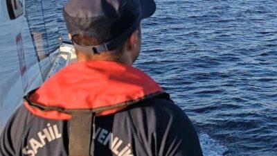 Kuşadası, Aydın ilçesinde denize giren ve dönemediği bildirilen bir kişi,