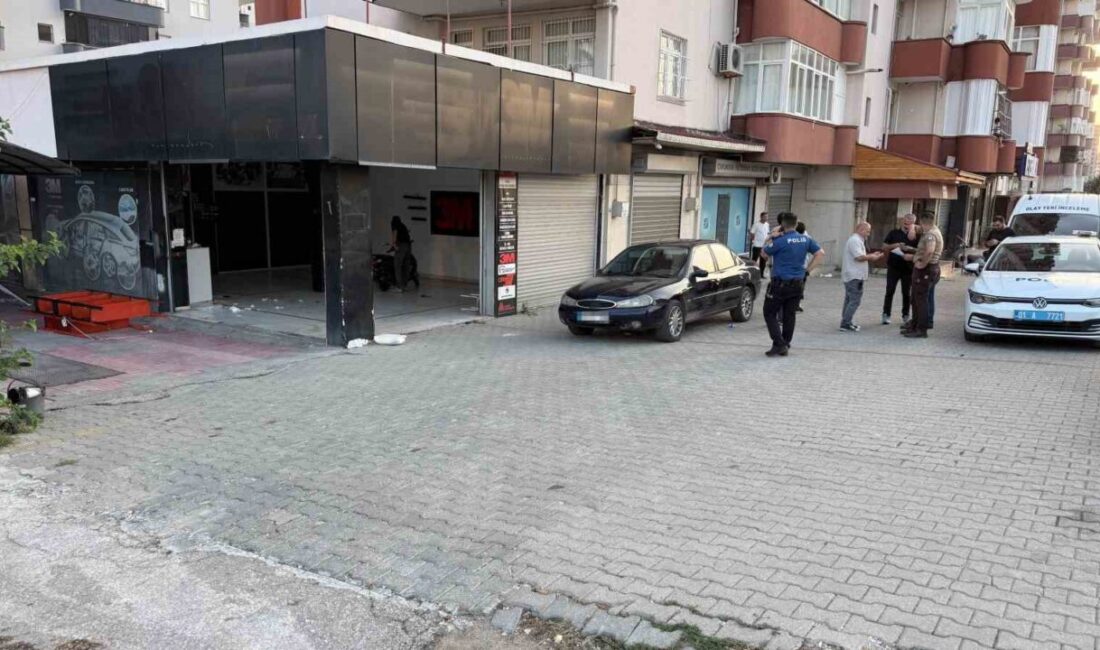 Adana’da alacak verecek meselesi yüzünden çıkan bir kavgada bir iş