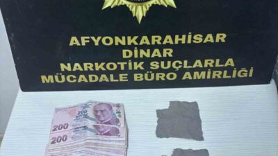 Afyonkarahisar’da, polis tarafından torbacı olarak bilinen uyuşturucu satıcılarına yönelik yapılan