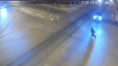 Aksaray’da meydana gelen trafik kazasında otomobil ile motosiklet çarpıştı. Kaza