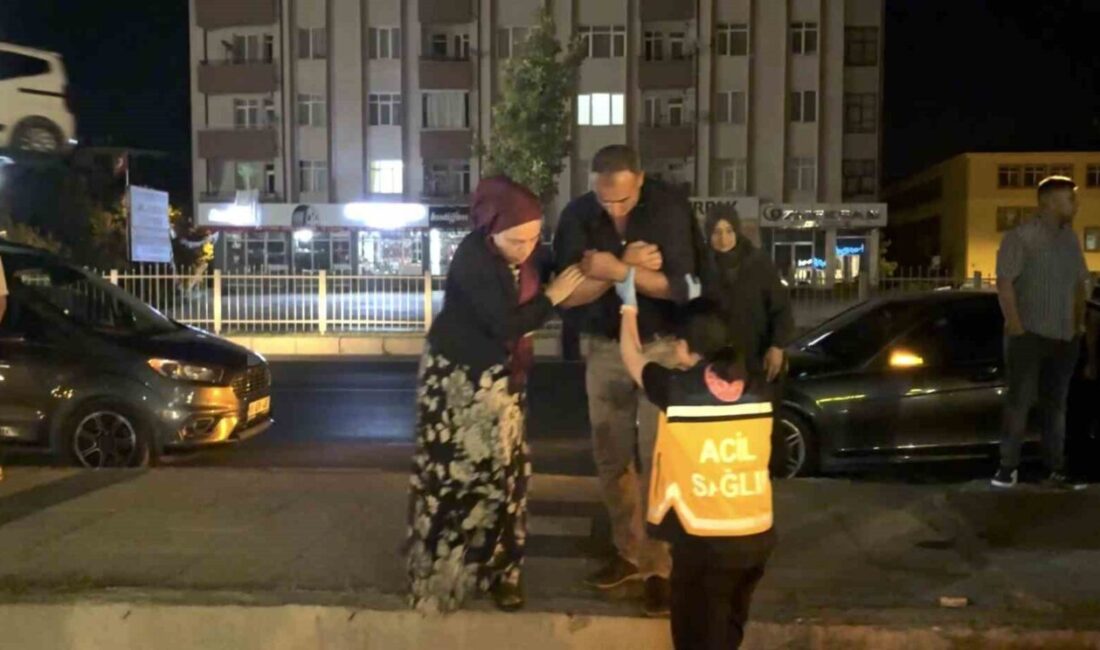 Aksaray’da yaşanan trafik kazasında, bir aracın makas atarak çarptığı otomobil
