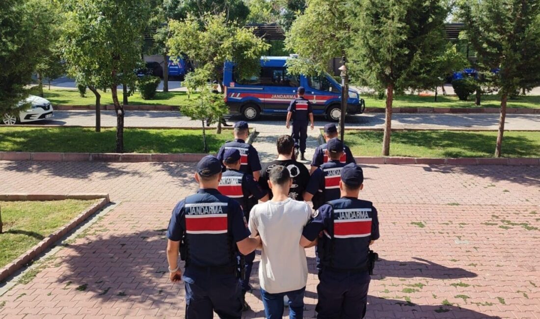 Aksaray’da yapılan operasyonda yasa dışı bahis oynatılmasına aracılık ettikleri belirlenen