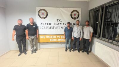 Akyurt ilçesinde polisten kaçmaya çalışan ve araçlarıyla 7 kilometrelik bir