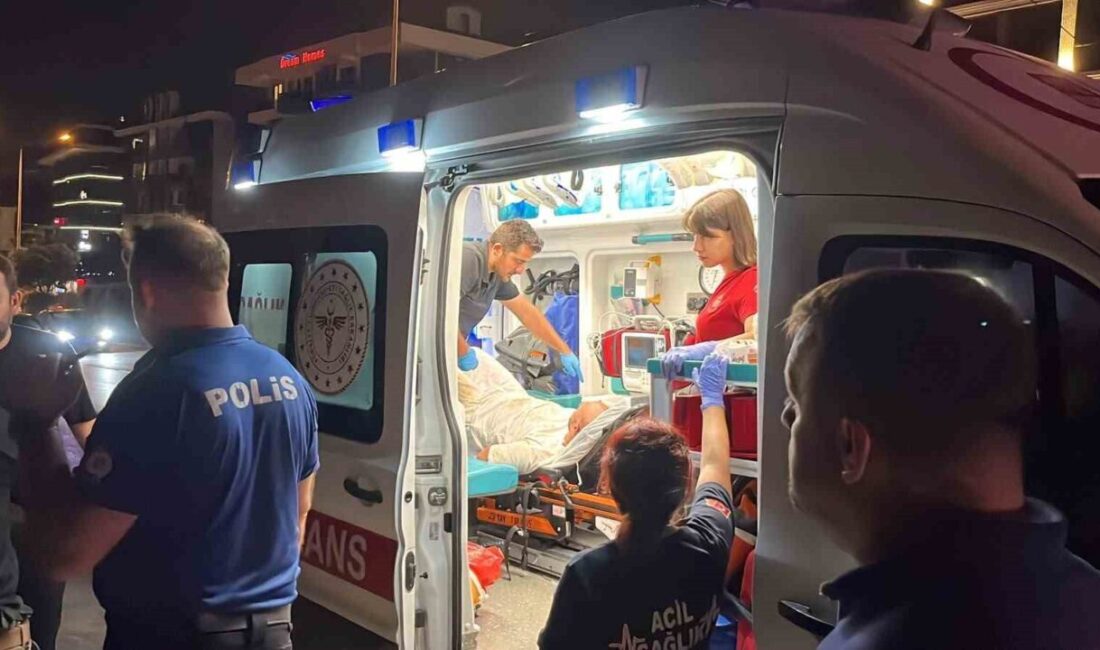 Alanya ilçesindeki bir apartmanın çatısına çıkarak intihar girişiminde bulunan kişi,