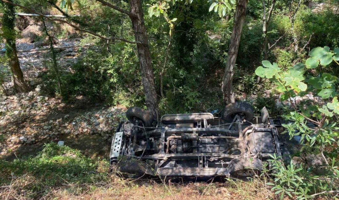 Alanya ilçesinde gerçekleşen bir safari turu kazasında aracın yoldan çıkarak