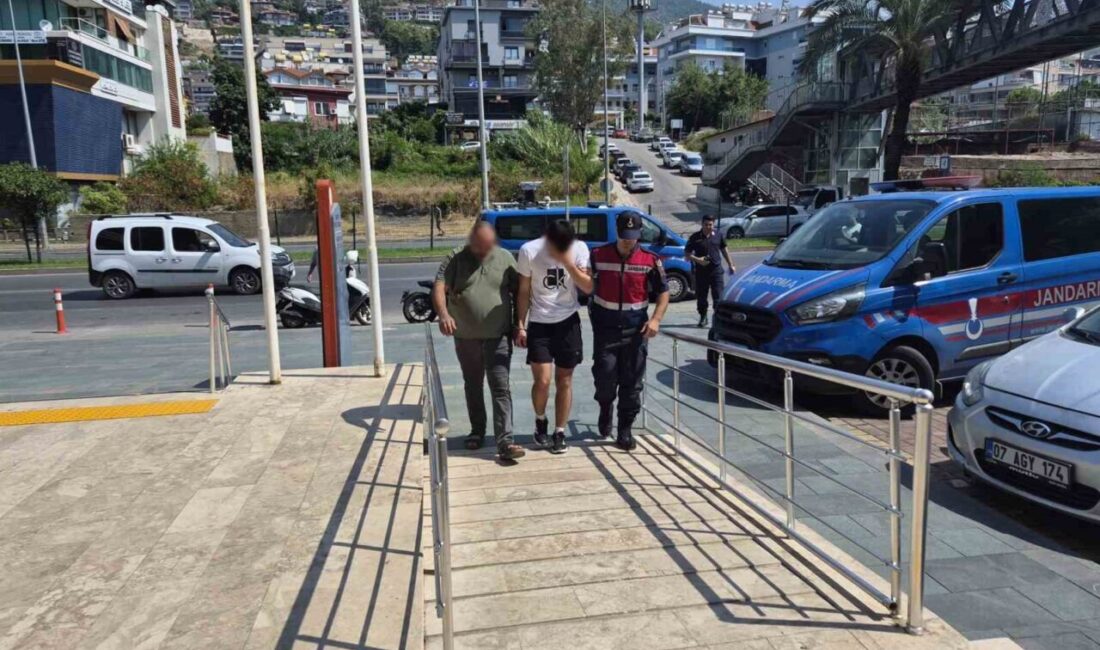 Alanya’da Jandarma ekipleri tarafından gerçekleştirilen uyuşturucu ticareti operasyonunda 700 gram