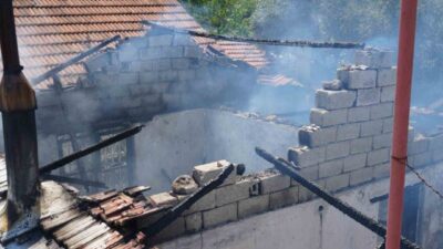 Antalya’nın Kepez ilçesinde Hüsnü Karakaş Mahallesi 3579 Sokak’ta bulunan bir