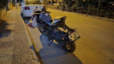 Eskişehir’de, alkollü bir sürücünün kontrolündeki motosikletin kaza yapması sonucunda 2