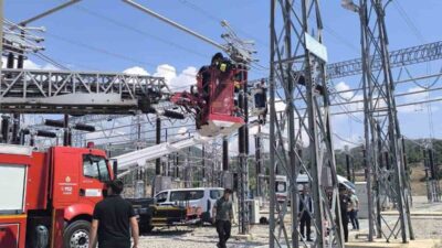 Andırın ilçesindeki bir transformatör merkezinde gerçekleşen bakım ve onarım çalışmaları
