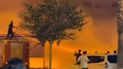 Nusaybin ilçesindeki anız yangını, itfaiye ekipleri tarafından kontrol altına alındı.