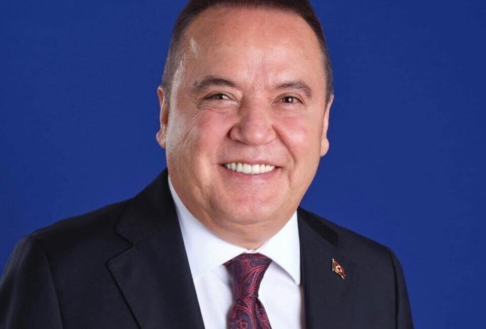 Antalya Büyükşehir Belediyesi’ne yönelik yürütülen soruşturma kapsamında, belediyenin geçmiş dönem