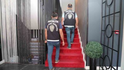 Antalya Emniyet Müdürlüğü ekipleri, günübirlik konaklama tesisleri ve araç kiralama