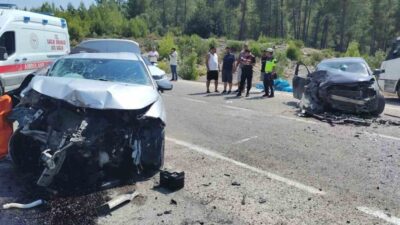 Antalya’nın Manavgat ilçesine bağlı Sağirin Mahallesi’nde meydana gelen trafik kazasında