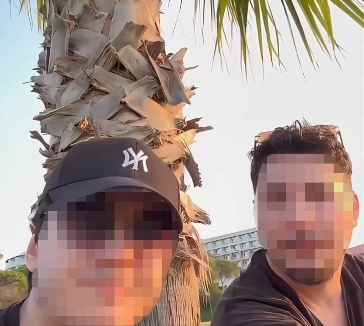 Belek, Serik ilçesine bağlı bir halk plajında tesettürlü kadınları izinsiz
