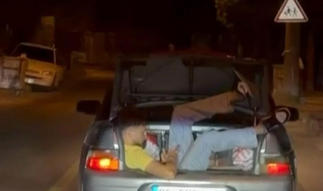 Ankara’da, güvenlik tedbiri almadan araç bagajında seyahat eden bir kişi,