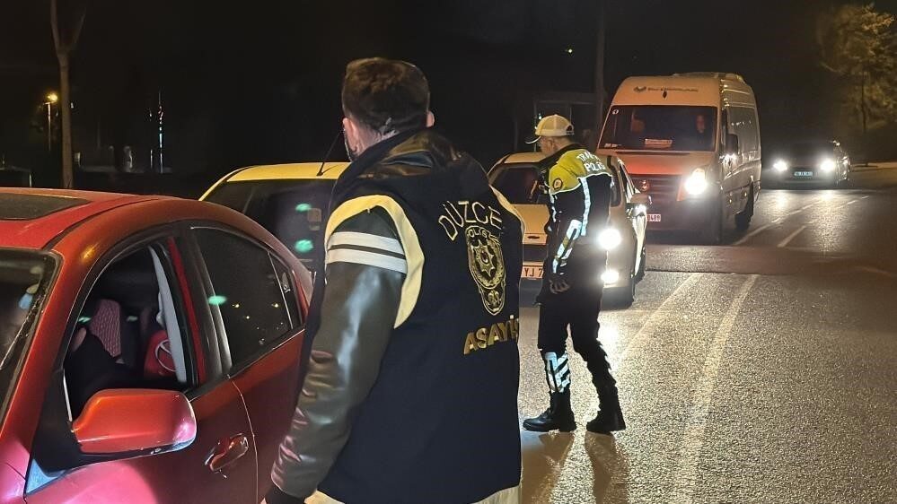 Düzce’de polis ve jandarma ekipleri, suçların azaltılması, önlenmesi ve suçluların