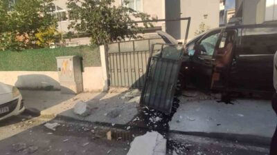 Arnavutköy’de bulunan bir VIP taşımacılık minibüsünün sürücüsünün kontrolünün kaybedildiği ve