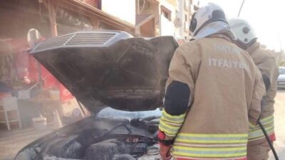 Hatay’ın Arsuz ve İskenderun ilçelerinde meydana gelen araç yangınları, itfaiye