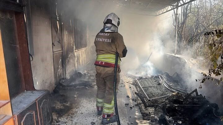 Hatay’ın Arsuz ilçesi Karaağaç Mahallesi’nde bulunan bir müstakil evde meydana