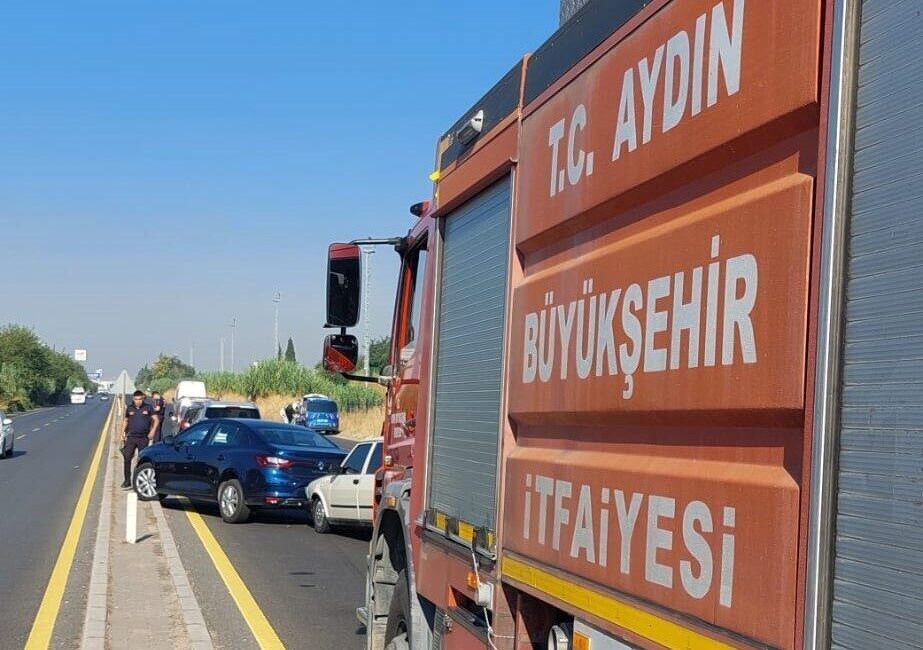 Aydın’ın Umurlu ilçesinde gerçekleşen bir zincirleme trafik kazası sonucunda 8