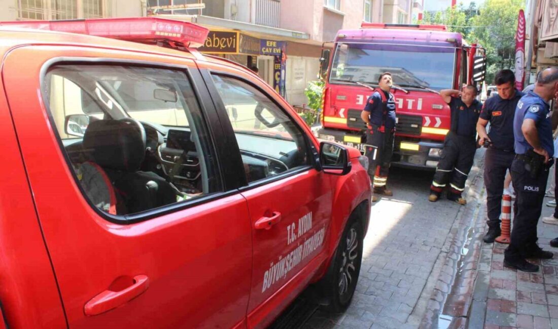 Aydın’ın Efeler ilçesinde bir apartmanın beşinci katındaki dairede, nedeni henüz