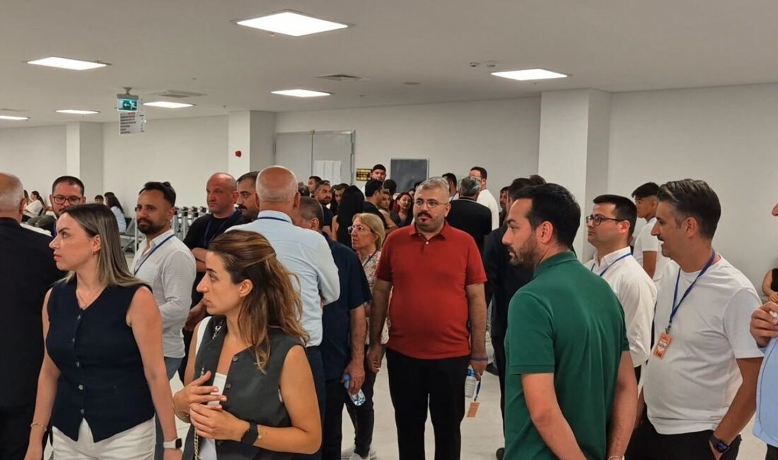 Beşiktaş Belediye Başkanlığı görevinden uzaklaştırılarak tutuklanan Rıza Akpolat’ın liderliğini yaptığı
