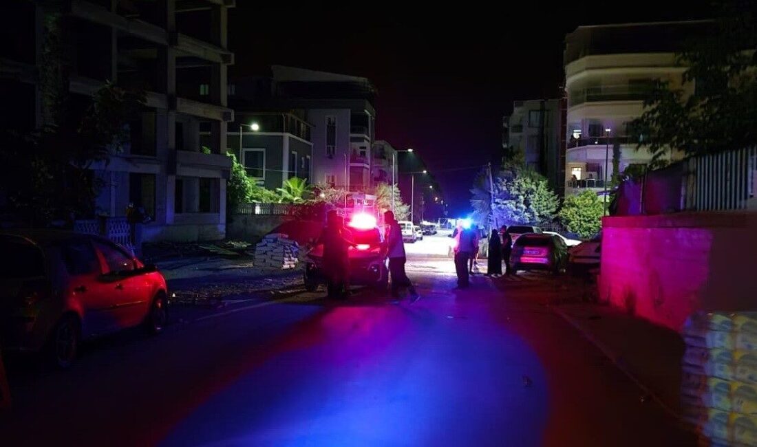 Adıyaman’da, valilik binasına yakın bir alanda baba ile oğlu arasında