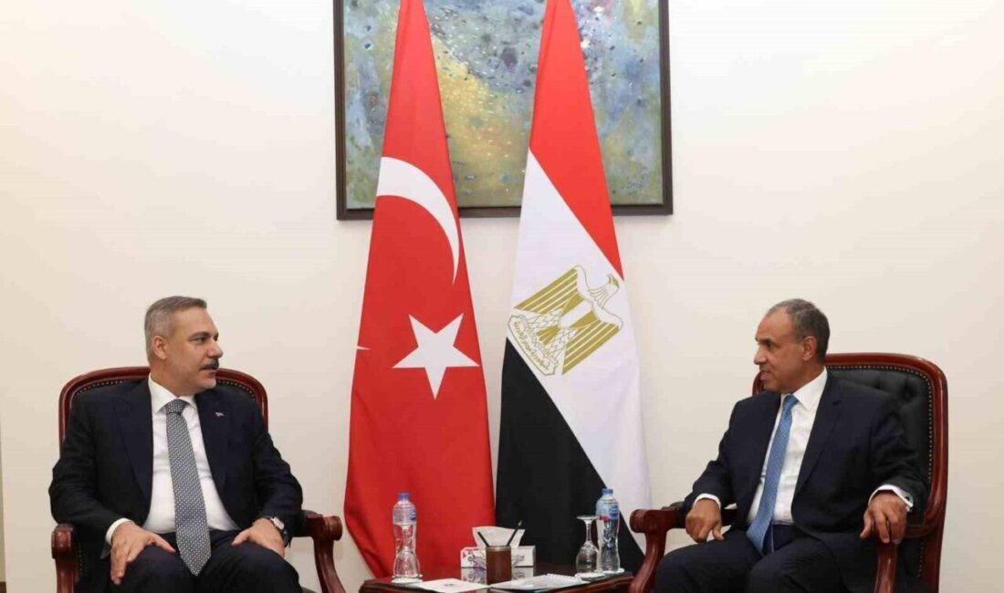 Türkiye’nin Dışişleri Bakanı Hakan Fidan, Mısır’ın El Alameyn kentinde Mısır