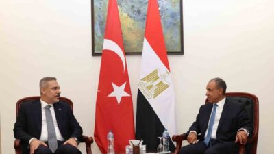 Türkiye’nin Dışişleri Bakanı Hakan Fidan, Mısır’ın El Alameyn kentinde Mısır