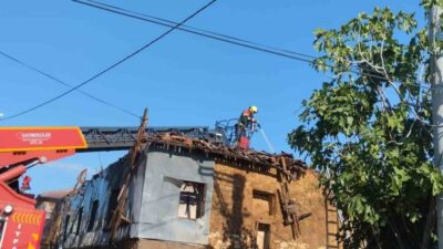 Balıkesir’in Bandırma ilçesine bağlı Yeşilçomlu Mahallesi’nde tek katlı bir evde