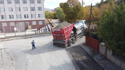 Kaman Belediye Başkanı Emre Demirci, ilçenin ulaşım altyapısını güçlendirmek amacıyla