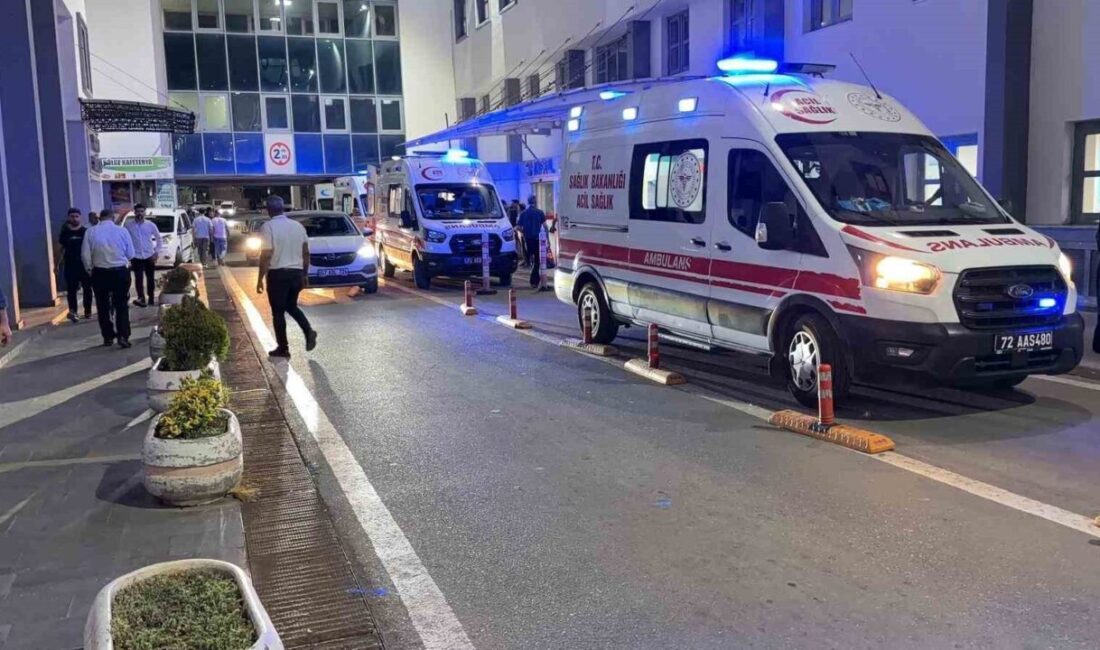 Batman ilinde, bir kadın 8. kattaki bir binadan düşerek hayatını