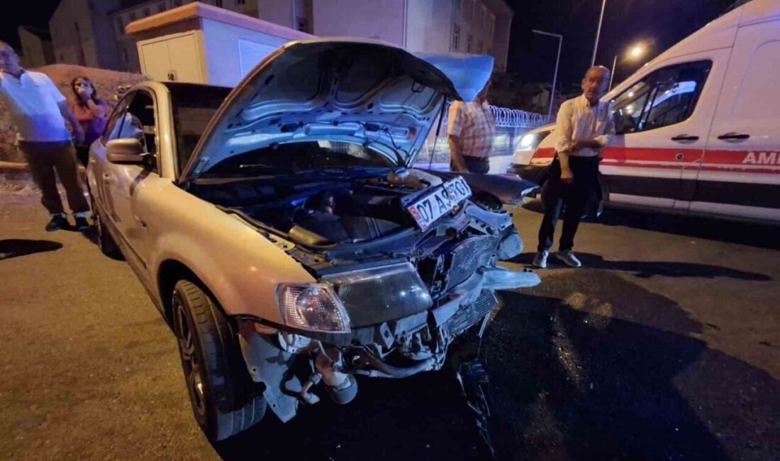 Batman’ın Gültepe Mahallesi’nde meydana gelen trafik kazasında, iki aracın çarpışması