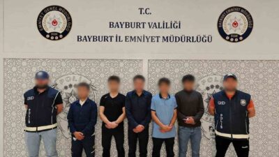Bayburt’ta Göçmen Kaçakçılığı ve Hudut Kapıları Şube Müdürlüğü ekipleri tarafından