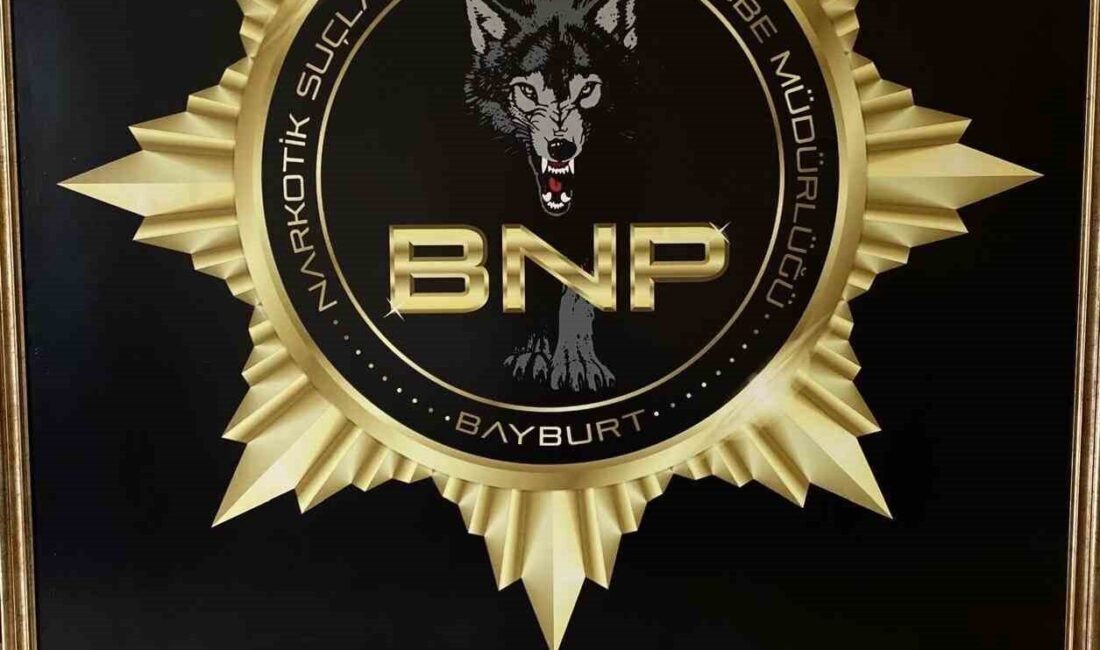 Bayburt’ta polis ekipleri tarafından gerçekleştirilen uyuşturucuyla mücadele operasyonunda, 445 gram