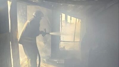 Belen ilçesindeki bir evde çıkan yangın, itfaiye ekiplerinin anında müdahalesi