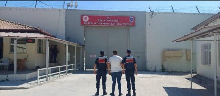 Bilecik’te, jandarma ekipleri tarafından aranan ve 7 yıl 7 ay